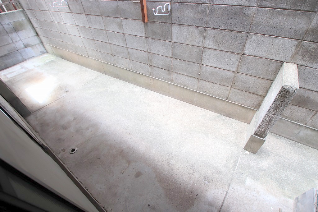 ＪＲ関西本線 平野駅 徒歩8分 5階建 築36年の内装写真