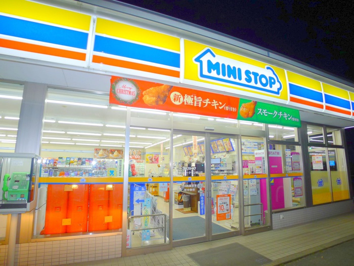 コンビニ　ミニストップ（コンビニ）まで960m