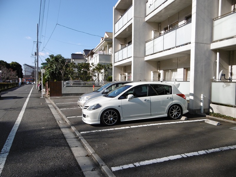 【プライマルステージMの駐車場】