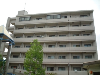 広島市南区元宇品町のマンションの建物外観