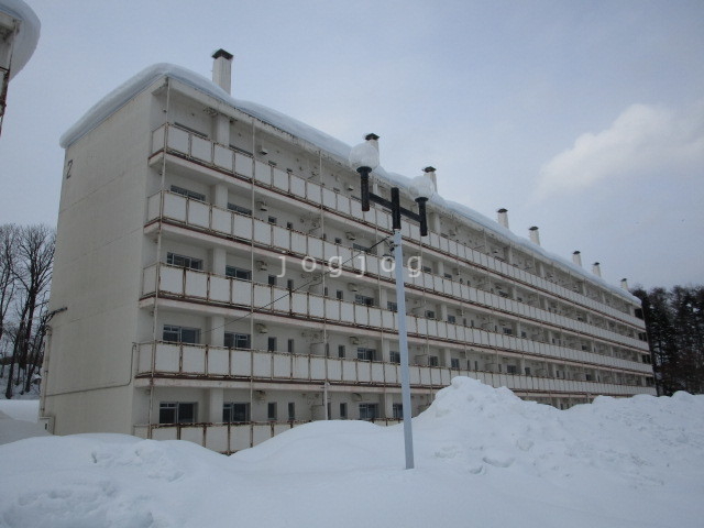 三笠市美園町のマンションの建物外観