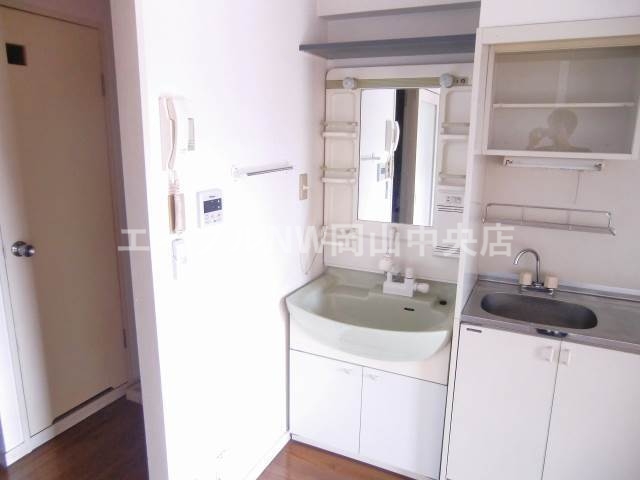 洗面設備　洗髪洗面化粧台