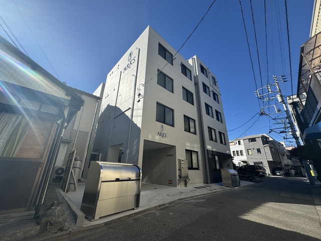 ARKS町屋の建物外観