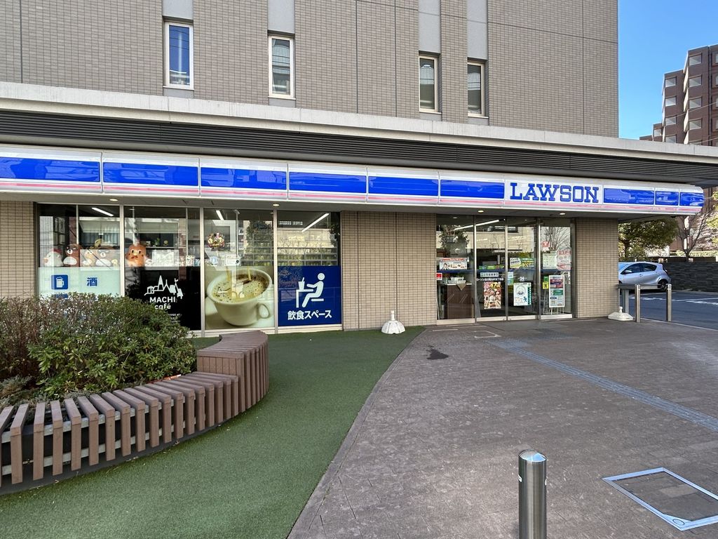 コンビニ　ローソン　品川南大井五丁目店（コンビニ）まで220m