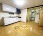居室・リビング　落ち着いた雰囲気のお部屋です