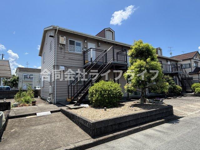 建物外観　落ち着いた雰囲気の外観です