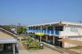 幼稚園・保育園　明石市立山手幼稚園（幼稚園・保育園）まで496m