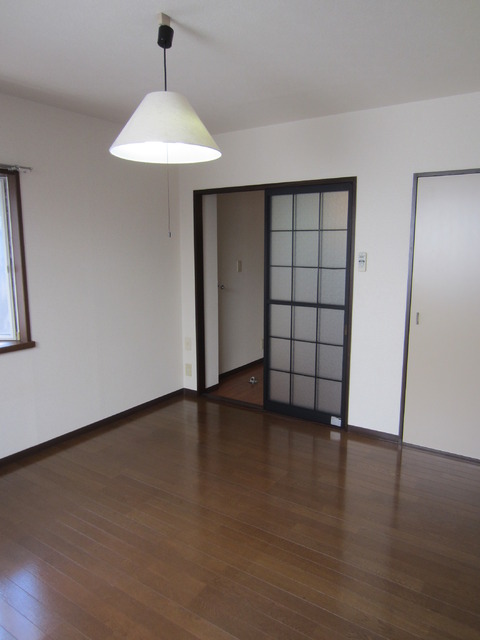 居室・リビング　★家具の配置も自在です★