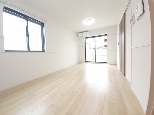 居室・リビング　おしゃれな居間です