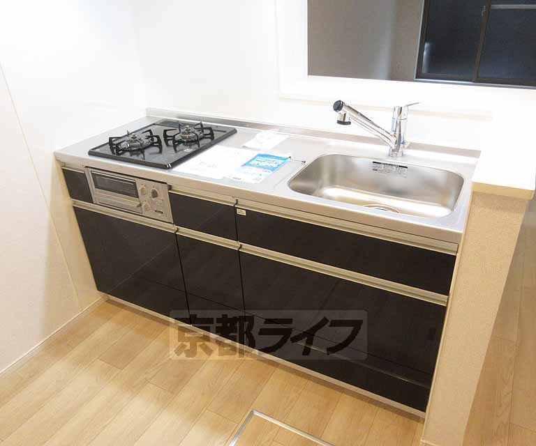 キッチン　２口ガスコンロのシステムキッチンです。