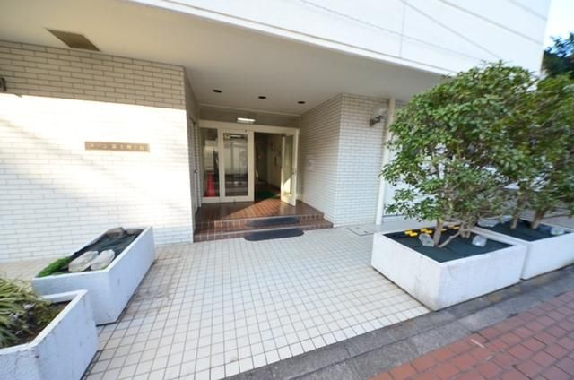 エントランス　★オートロック対応★