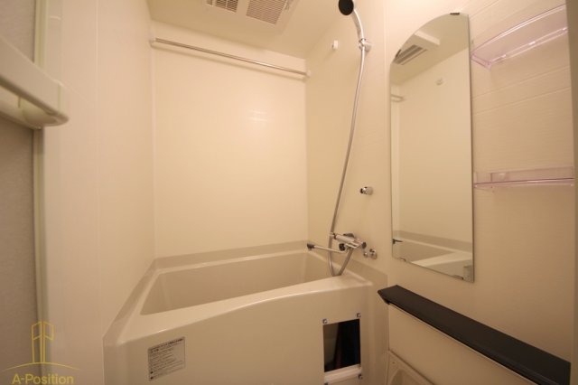 バス・シャワールーム　プレサンス阿波座駅前