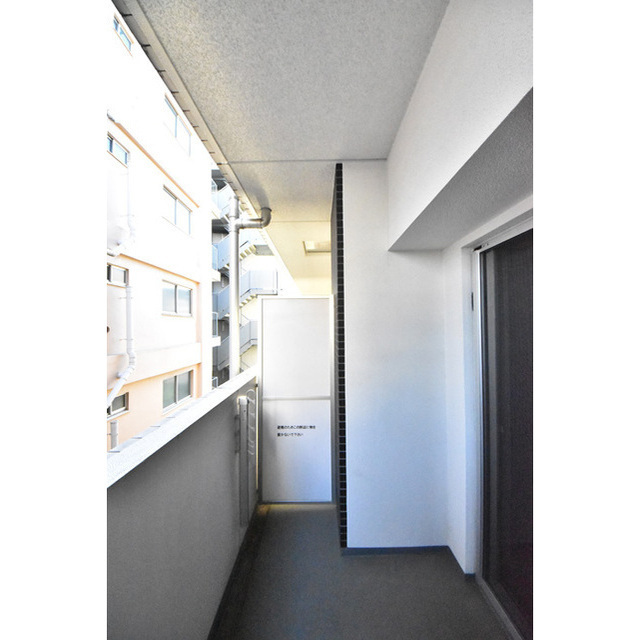 バルコニー　おしゃれな内装です