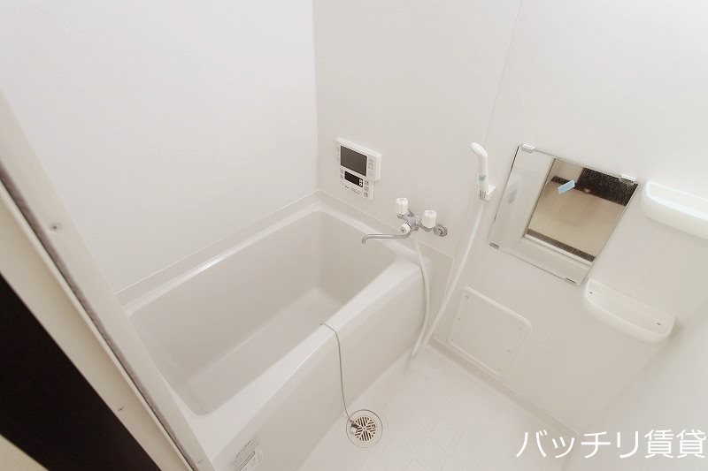 バス・シャワールーム　別号室の写真となります　現状優先