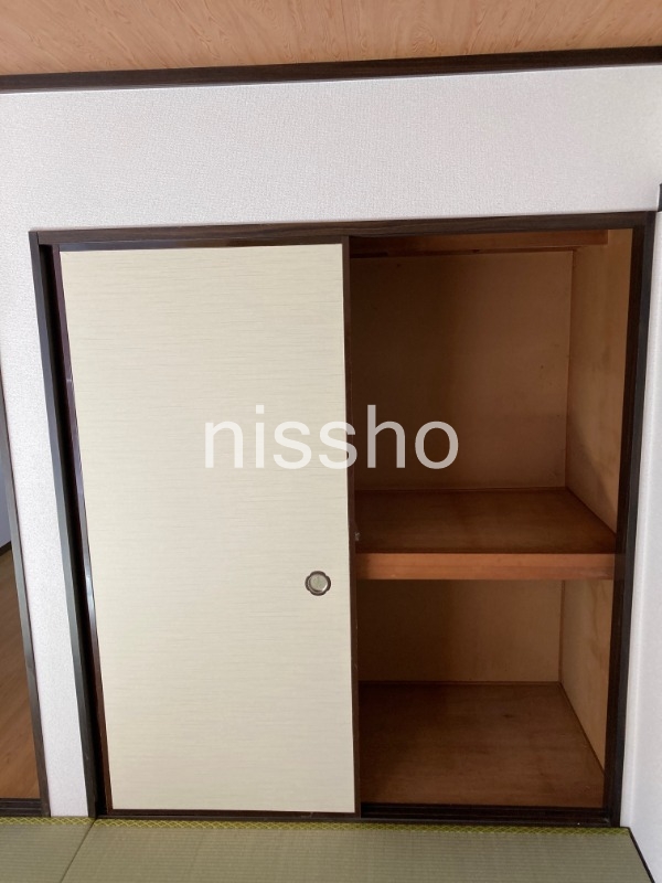収納　大きな押し入れで収納十分！