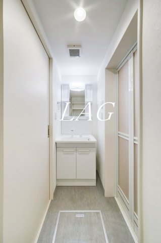 洗面設備　洗面台です。