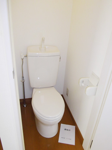 トイレ　トイレ（同一仕様写真）