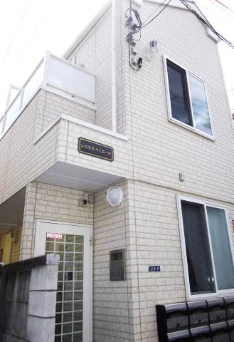 建物外観　シエスタルミエールの外観