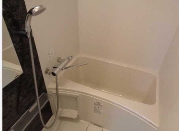 バス・シャワールーム　清潔な浴室！