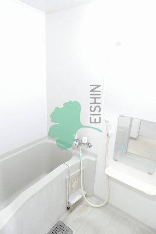 バス・シャワールーム　清潔感のある浴室です！