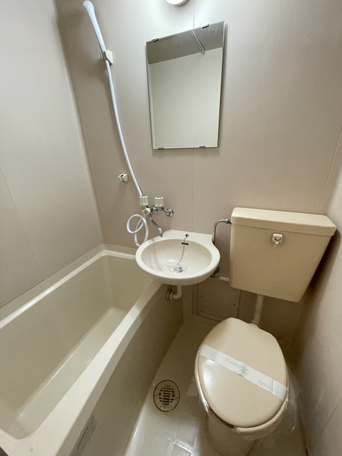 バス・シャワールーム　別室参考写真