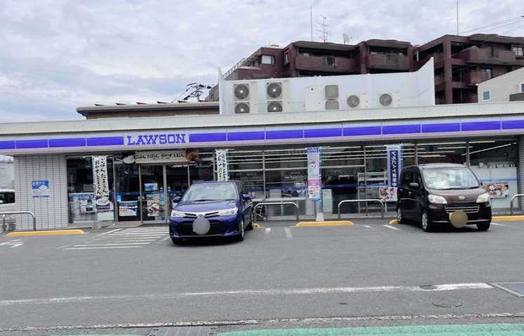 コンビニ　ローソン春日須玖店（コンビニ）まで347m