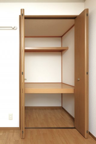 収納　参考写真（同物件別部屋）