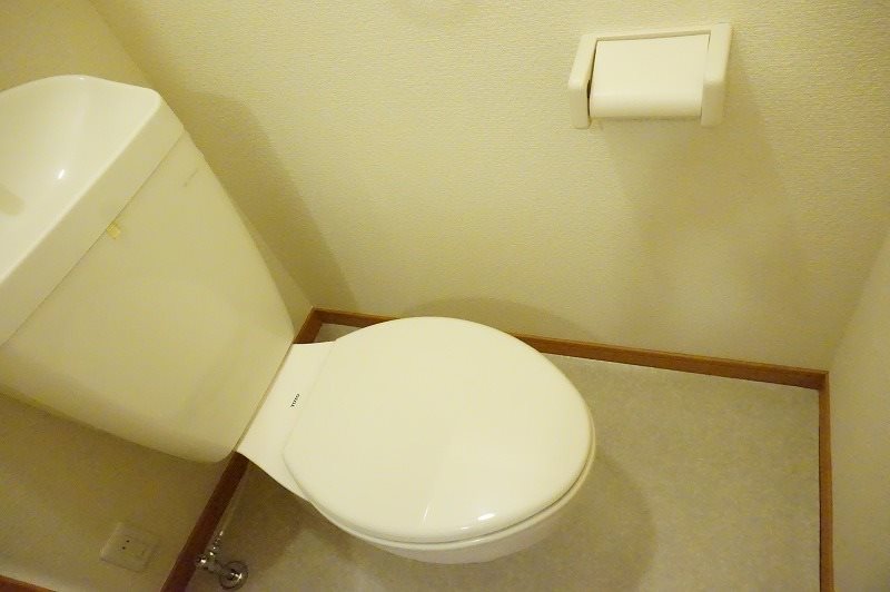 トイレ　別号室イメージ