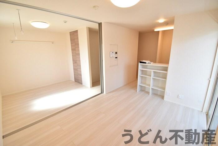 居室・リビング　うどん県のお部屋探しはうどん不動産へ うどんちゃんとLINE