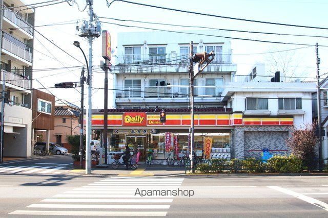 コンビニ　デイリーヤマザキ善福寺店（コンビニ）まで301m