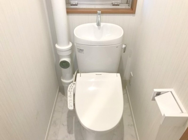 トイレ　※同仕様写真含む