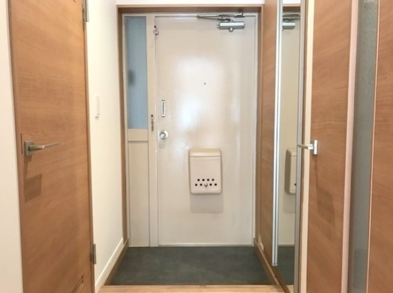 玄関　※同仕様写真含む