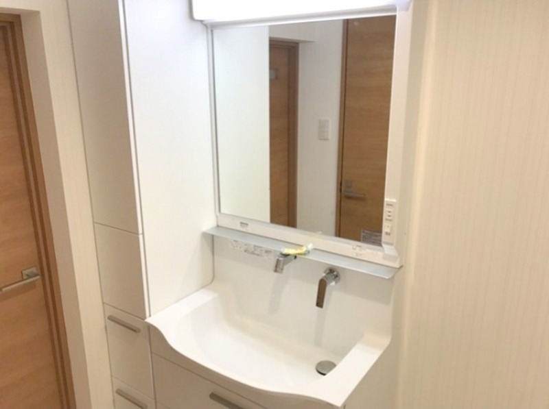 洗面設備　※同仕様写真含む