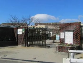 中学校　大阪市立淀中学校（中学校）まで1260m
