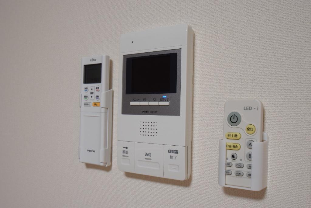 セキュリティ　カメラ付インターホン