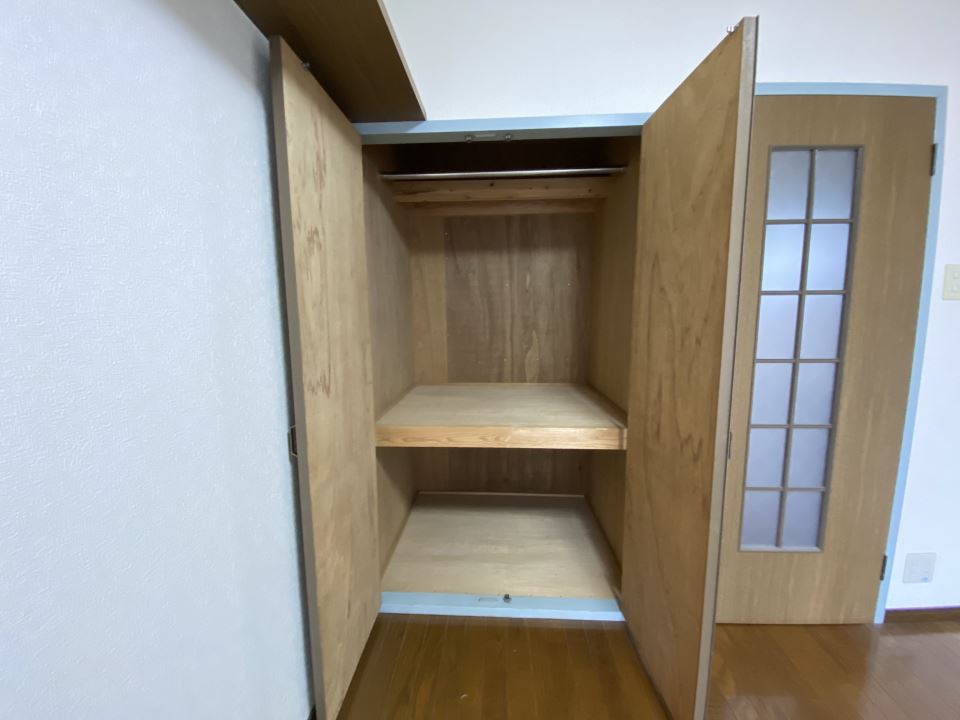 収納　洗濯機置場です
