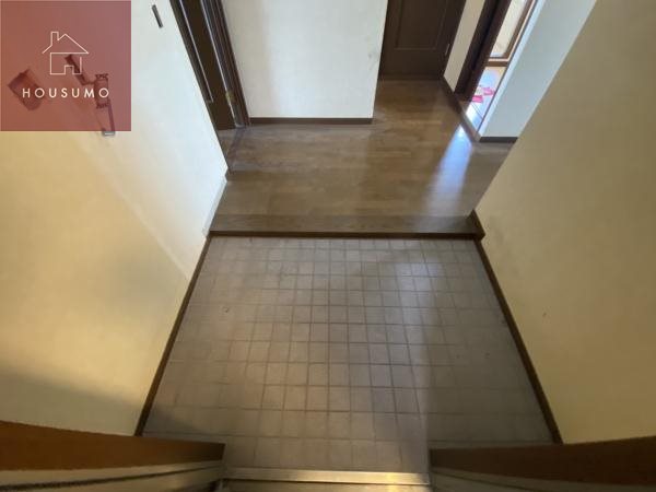 玄関　落ち着いた玄関です