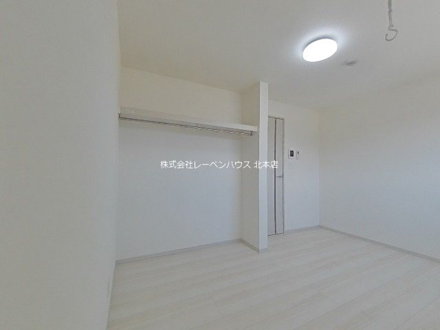 収納　レーベンハウス北本店へ　048-590-5757