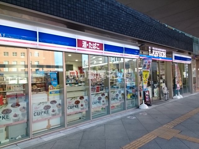 コンビニ　ローソン JR奈良駅西店（コンビニ）まで152m