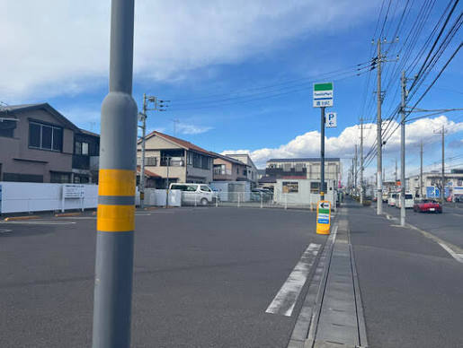 コンビニ　ファミリーマート南流山八丁目店（コンビニ）まで795m