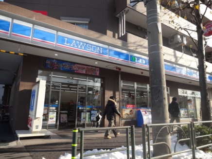 コンビニ　ローソン杉並高井戸東二丁目店（コンビニ）まで330m