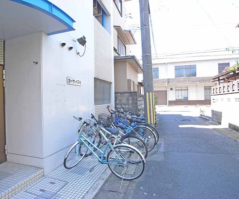 その他共有部分　物件前に駐輪してください。