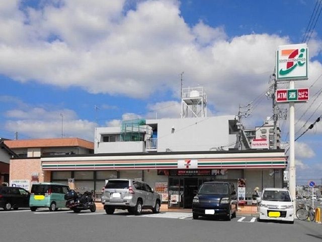 コンビニ　セブンイレブン浜松西伊場店（コンビニ）まで650m