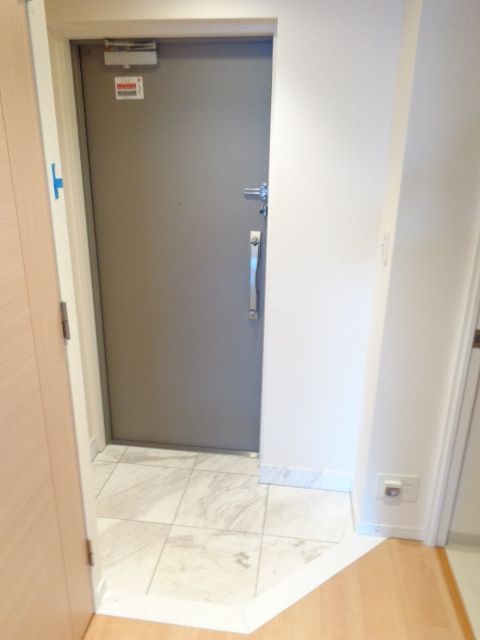 玄関　玄関