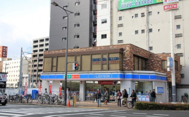 コンビニ　ローソン西中島南方店（コンビニ）まで68m