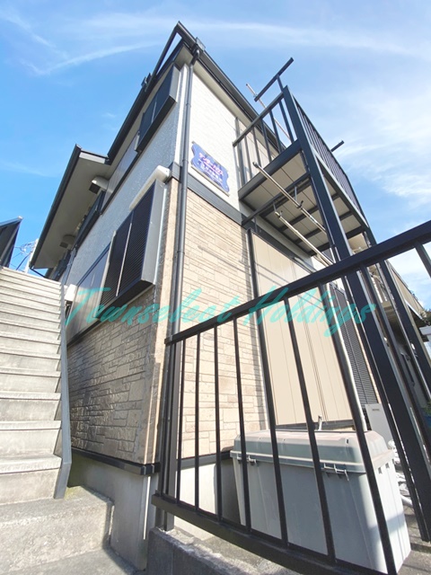 建物外観　横須賀中央駅徒歩10分