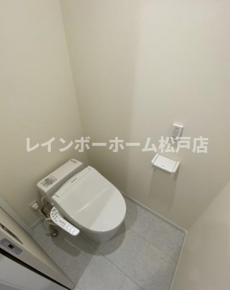 トイレ　トイレもきれいです