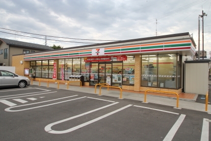 コンビニ　セブンイレブン郡山咲田２丁目店（コンビニ）まで123m