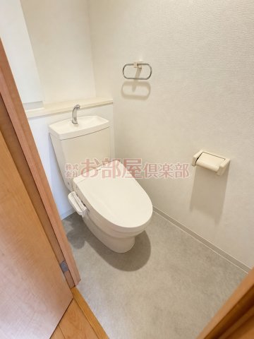 トイレ　トイレもきれいです