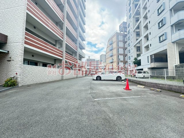 駐車場　駐車場があります